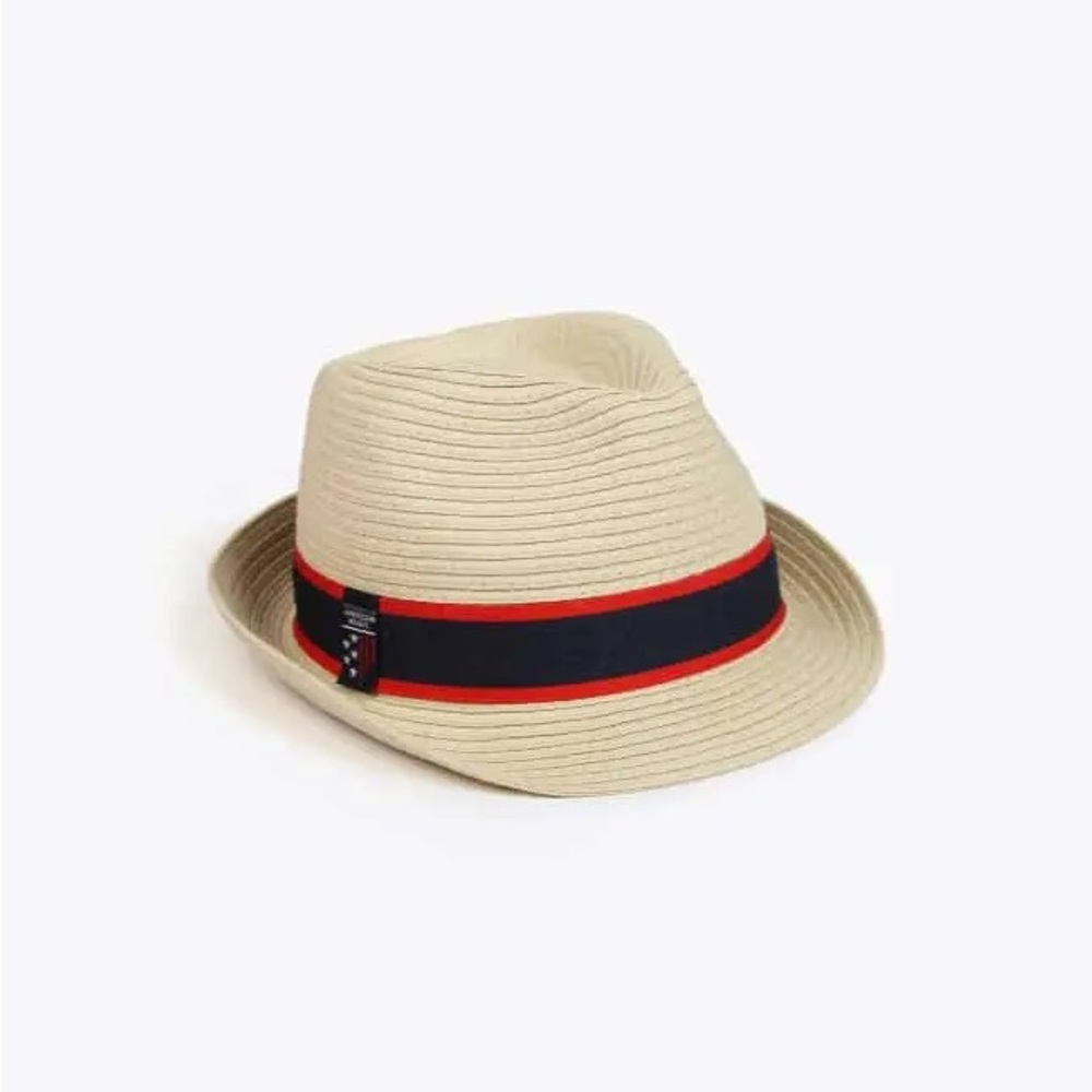 Lola Casademunt Gorro American Magic NY Yacht Club Logo Classic Paper Hat Sz S/M